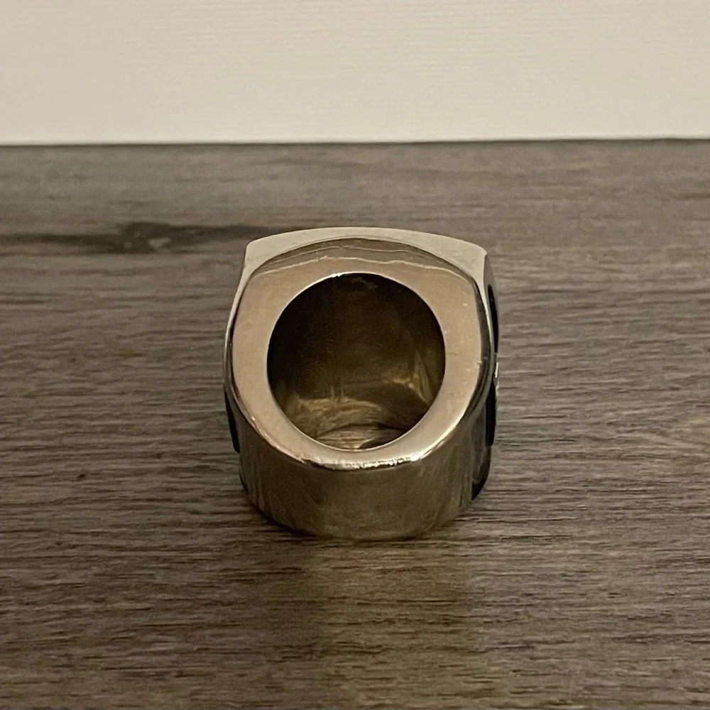 Ultimate Championship Experience UCE Champion Ring Size 6 Silver Tone
